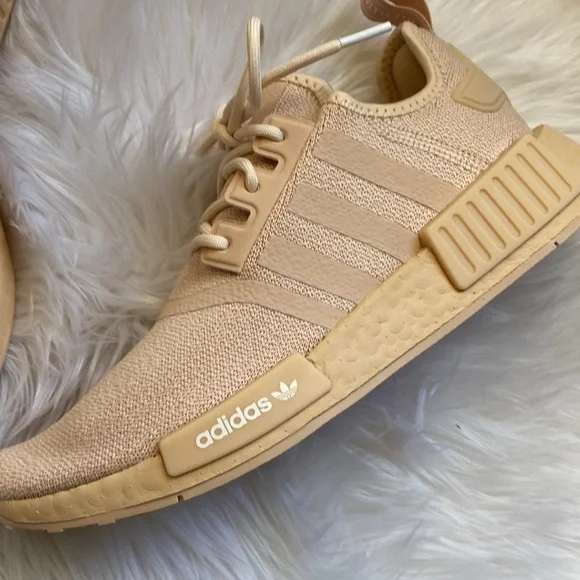 Adidas NMD R1 Halo White Blush - Picture 3 of 11